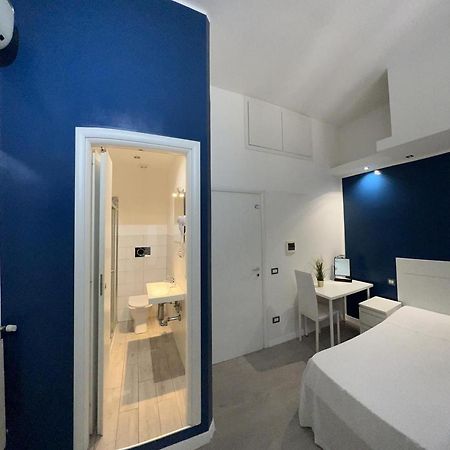 Boutique Rooms Рим Экстерьер фото
